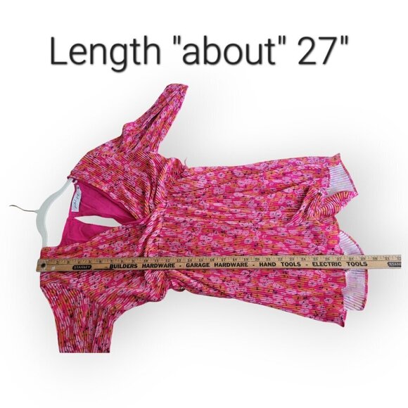 Petal & Pup l/s accordion hot pink v-neck playsuit size S - Picture 7 of 9